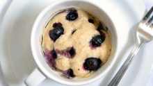 Microwave blueberry muffin mug